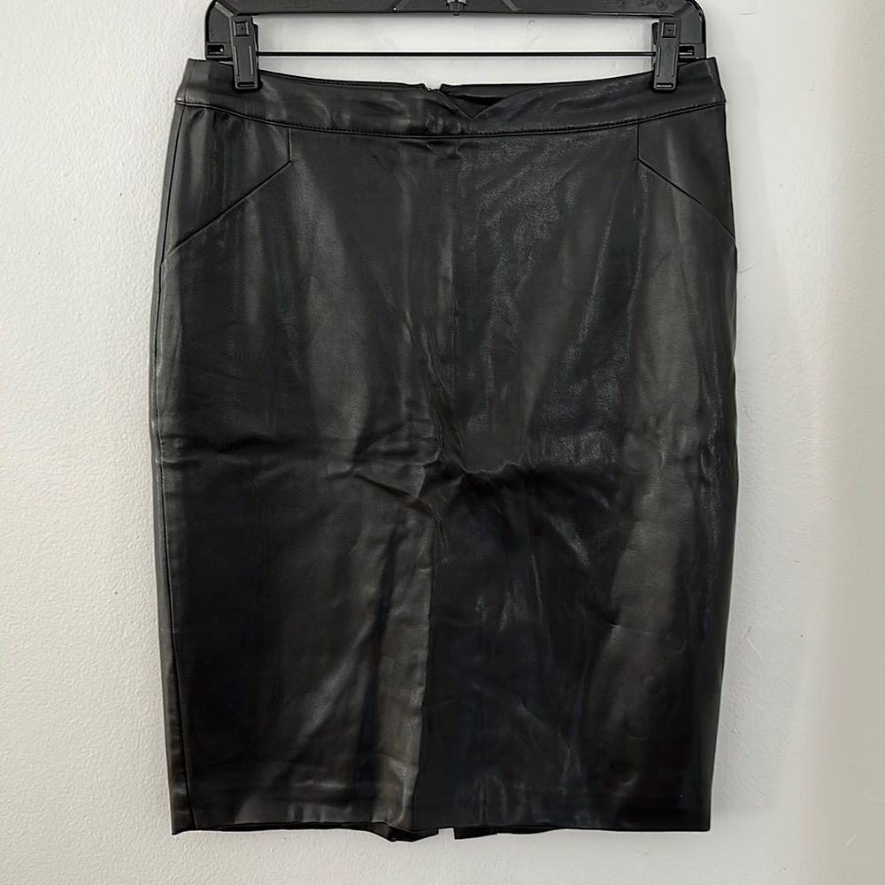 GUESS black faux leather pencil skirt medium back zip and slit